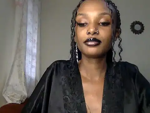 mavelous mia online show from June 7, 3:05 pm