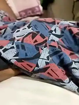 Snapshot of findmemylove chatting on December 28, 7:01 pm findmemylove online show from December 28, 7:01 pm