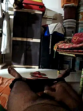 Snapshot of findmemylove chatting on February 1, 8:47 pm findmemylove online show from February 1, 8:47 pm