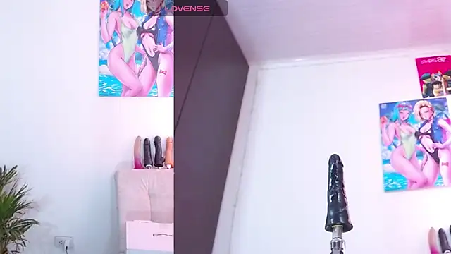 Snapshot of Anni_foxi chatting on May 21, 6:48 pm Anni foxi online show from May 21, 6:48 pm