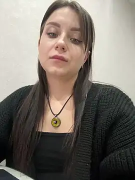 Snapshot of ellie_ssexy chatting on January 18, 9:02 pm ellie ssexy online show from January 18, 9:02 pm