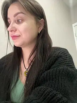 Snapshot of ellie_ssexy chatting on January 20, 4:43 am ellie ssexy online show from January 20, 4:43 am