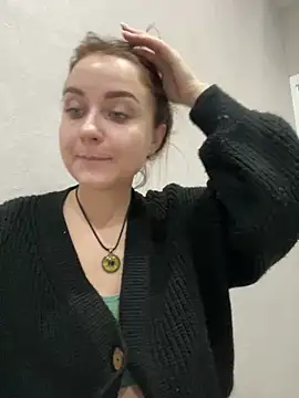 Snapshot of ellie_ssexy chatting on January 29, 9:17 pm ellie ssexy online show from January 29, 9:17 pm