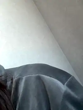 Snapshot of ellie_ssexy chatting on October 7, 4:31 am ellie ssexy online show from October 7, 4:31 am