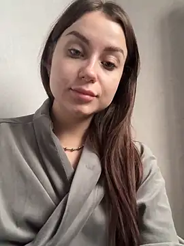 Snapshot of ellie_ssexy chatting on October 9, 4:21 am ellie ssexy online show from October 9, 4:21 am