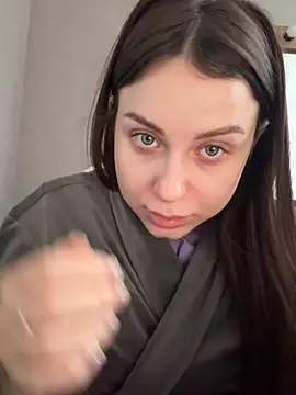 Snapshot of ellie_ssexy chatting on October 21, 4:13 am ellie ssexy online show from October 21, 4:13 am