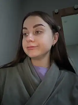 Snapshot of ellie_ssexy chatting on October 26, 4:18 am ellie ssexy online show from October 26, 4:18 am