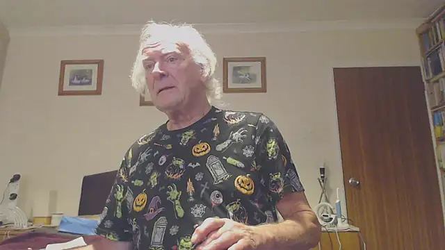 WaverlyKernow online show from January 6, 9:30 am