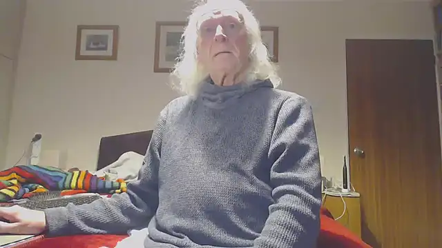 WaverlyKernow online show from January 11, 11:15 am