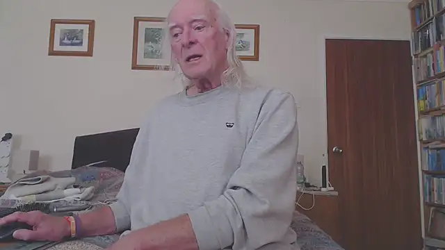 WaverlyKernow online show from March 9, 1:04 pm