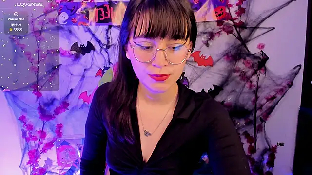 honeykitty 777 online show from October 18, 3:20 am