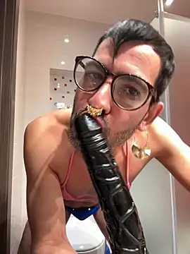 SubSexVideos online show from October 16, 7:09 am