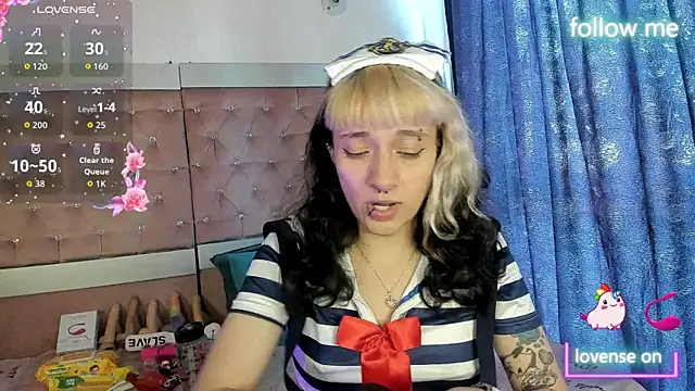 Snapshot of neeko_princes chatting on June 10, 12:37 pm neeko princes online show from June 10, 12:37 pm