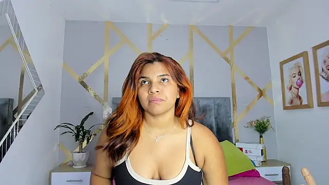 Snapshot of angelina_castroo chatting on January 23, 3:05 am angelina castroo online show from January 23, 3:05 am