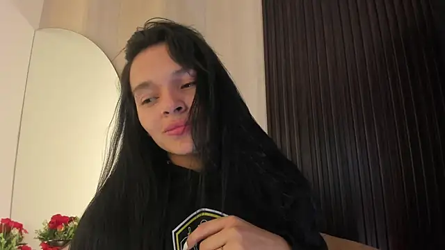  shantal smith online show from April 13, 1:33 am