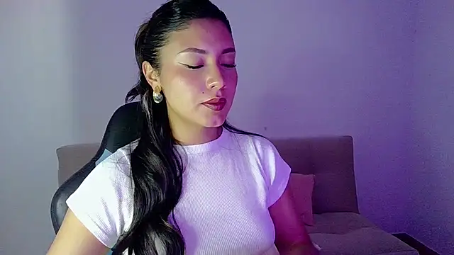 Lia 14  online show from March 4, 10:38 pm