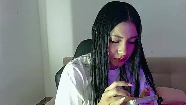 Snapshot of Lia_14_ chatting on April 25, 5:10 pm Lia 14 online show from April 25, 5:10 pm