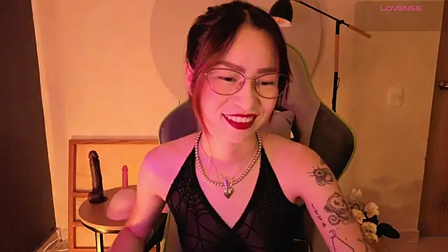 rosse 98  online show from April 13, 12:43 pm