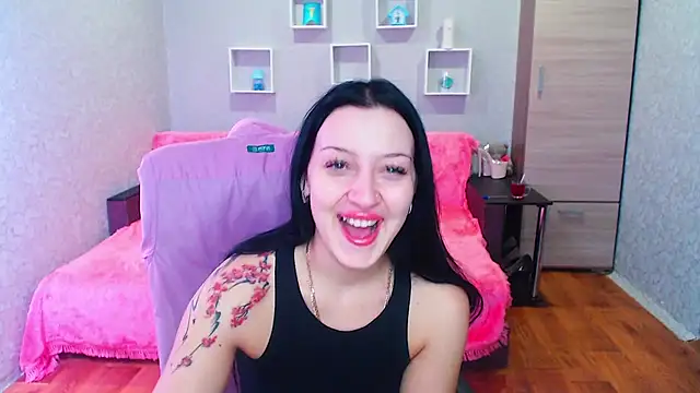 Snapshot of SkarlettMonliss chatting on December 20, 10:38 am SkarlettMonliss online show from December 20, 10:38 am