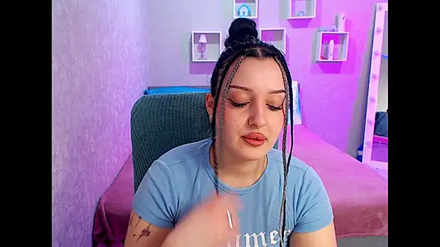Snapshot of SkarlettMonliss chatting on April 24, 4:42 pm SkarlettMonliss online show from April 24, 4:42 pm