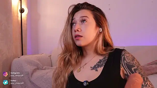 lilith gray9 online show from December 20, 4:19 am