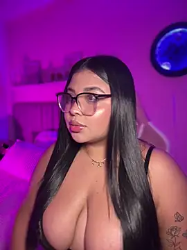 Snapshot of Emily_cooper20 chatting on May 23, 2:50 am Emily cooper20 online show from May 23, 2:50 am