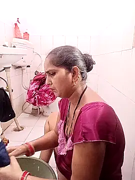 reemacouple007 online show from March 8, 5:22 am