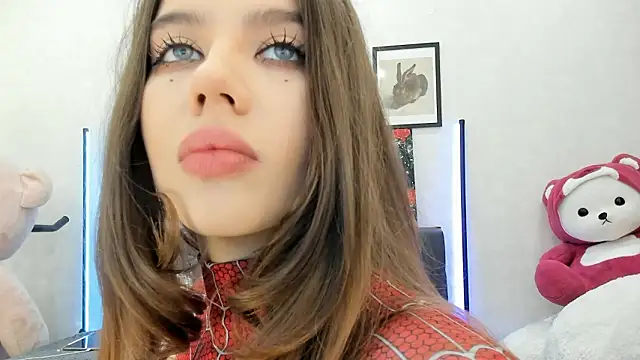 dolly ll online show from March 6, 1:18 pm