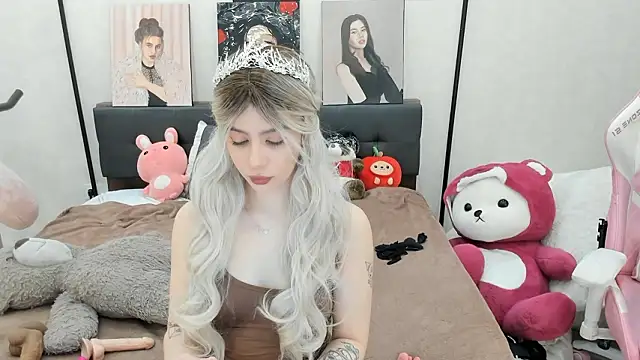 dolly ll online show from March 19, 1:26 pm