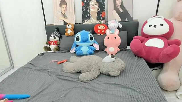 dolly ll online show from March 26, 1:28 pm