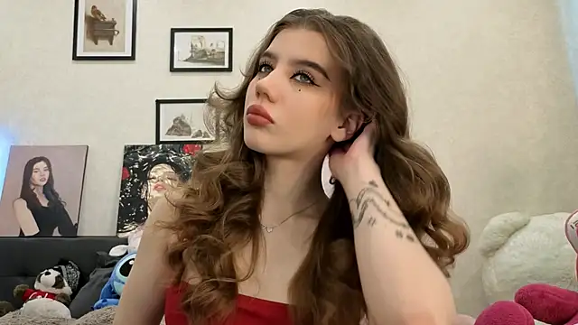 Snapshot of dolly_ll chatting on May 24, 1:27 pm dolly ll online show from May 24, 1:27 pm
