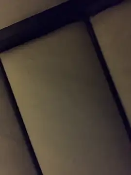 BobbyQ29 online show from December 4, 2:21 am