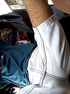 DulajThushara2468 online show from April 11, 4:17 am