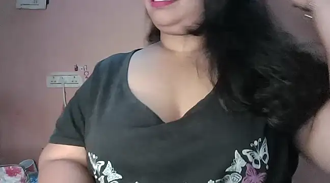 Snapshot of Ravina_patil1 chatting on January 17, 9:50 pm Ravina patil1 online show from January 17, 9:50 pm