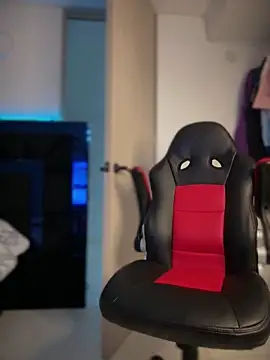 TysonWalkers online show from March 4, 4:51 am