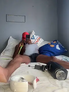 Snapshot of Maskman941 chatting on November 16, 9:48 am Maskman941 online show from November 16, 9:48 am