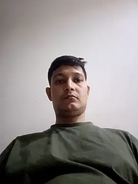 Snapshot of daddylove87 chatting on February 5, 1:10 am daddylove87 online show from February 5, 1:10 am