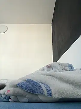 MikyVesela online show from April 6, 7:53 am