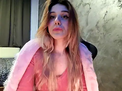 Snapshot of LeylaRosse chatting on March 7, 9:51 am LeylaRosse online show from March 7, 9:51 am