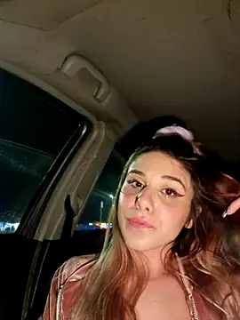 Snapshot of LeylaRosse chatting on March 11, 7:58 pm LeylaRosse online show from March 11, 7:58 pm