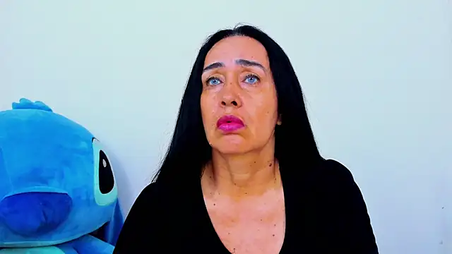 HorniestMilf online show from April 17, 9:29 pm