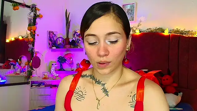 Snapshot of alisson_zafiro_ chatting on May 2, 3:11 am alisson zafiro online show from May 2, 3:11 am