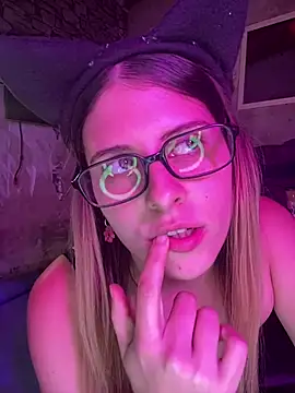 FlorBich online show from April 18, 3:10 am