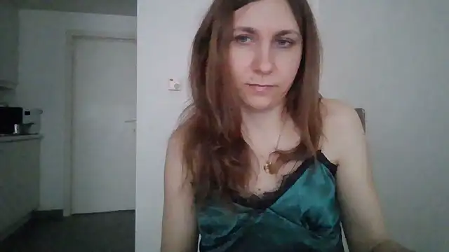 JasmineGlamour online show from February 1, 8:57 am