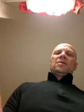 Snapshot of wedge75 chatting on May 11, 4:59 pm wedge75 online show from May 11, 4:59 pm
