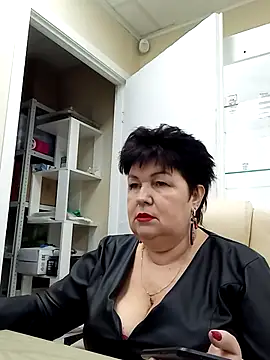 FantasyMichelle online show from January 11, 6:35 am