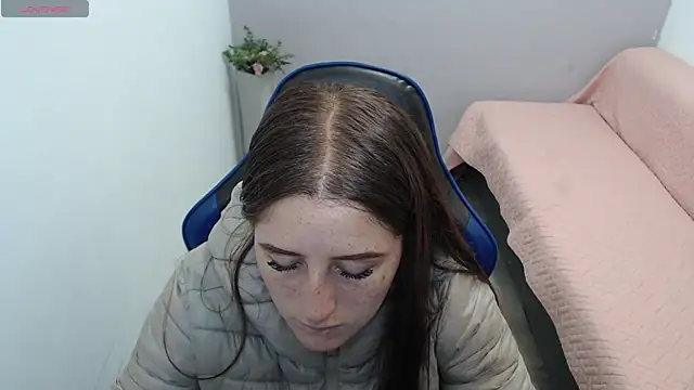 valerie diaz1 online show from February 12, 1:28 pm