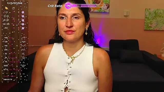 Snapshot of Alianna_Solo_Kisses chatting on June 25, 11:37 am Alianna Solo Kisses online show from June 25, 11:37 am