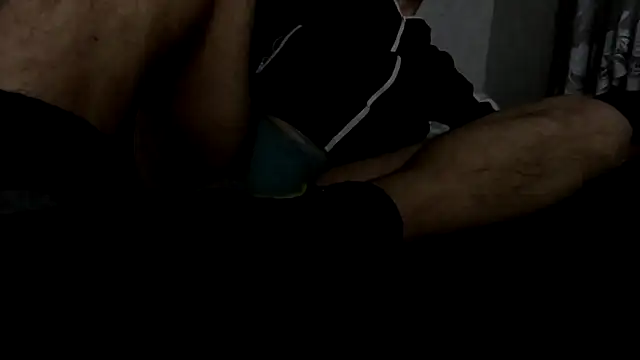 T0Yforeskin online show from February 6, 10:13 pm