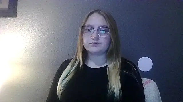 PhatAssBlond online show from February 24, 8:58 pm